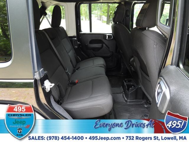 2022 Jeep Wrangler Unlimited Willys