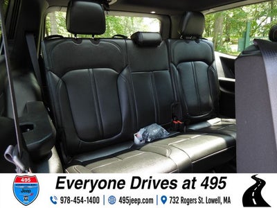 2024 Jeep Wagoneer Base