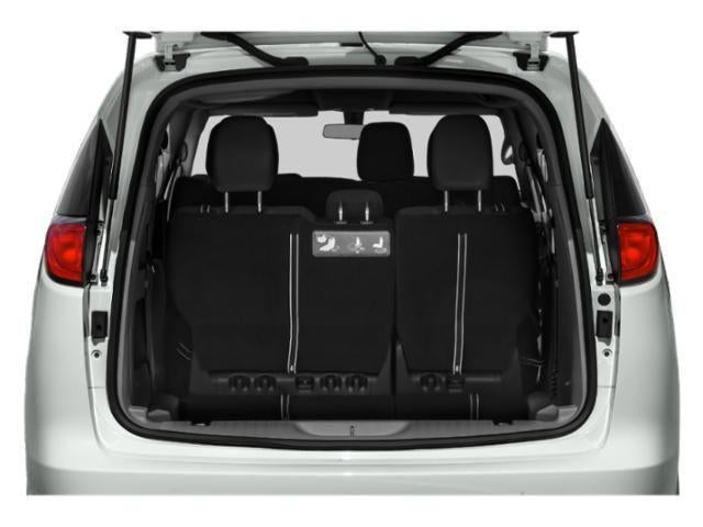 2020 Chrysler Voyager L