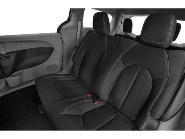 2020 Chrysler Voyager L