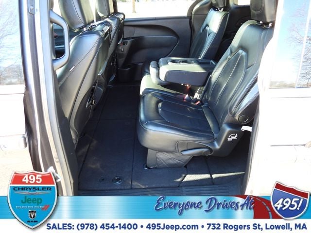 2020 Chrysler Pacifica Touring L Plus