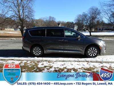 2020 Chrysler Pacifica Touring L Plus