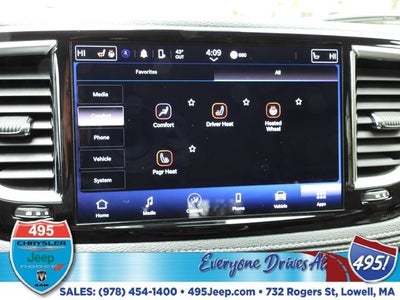 2023 Chrysler Pacifica Hybrid Touring L