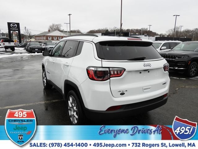 2022 Jeep Compass Latitude Lux