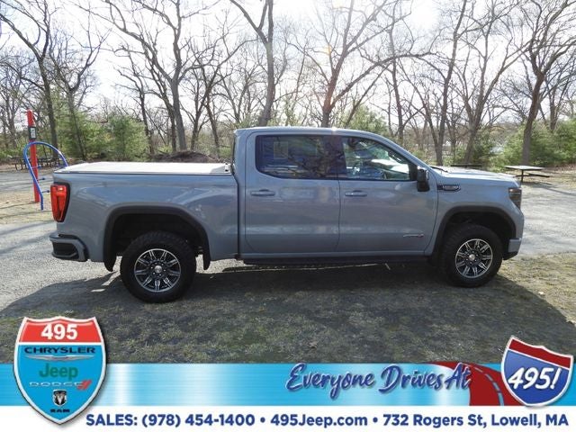 2024 GMC Sierra 1500 AT4