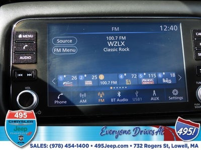 2023 Nissan Kicks SR