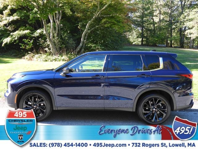 2022 Mitsubishi Outlander Black Edition