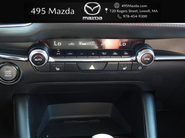 2024 Mazda Mazda3 2.5 S Carbon Edition