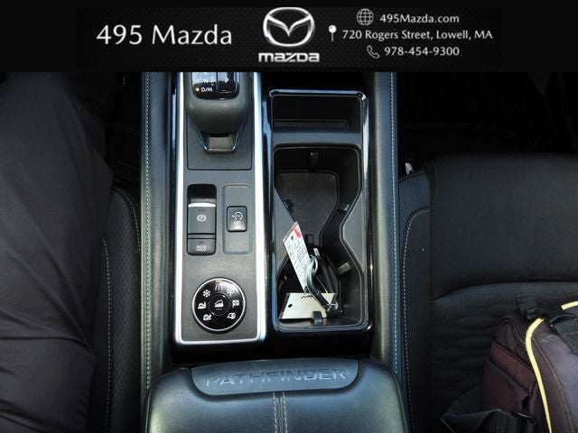 2022 Nissan Pathfinder S