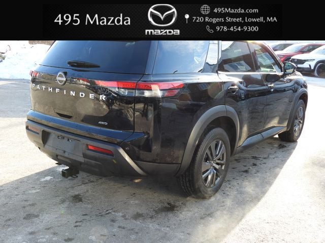 2022 Nissan Pathfinder S