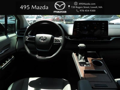 2021 Toyota Sienna XLE 7 Passenger