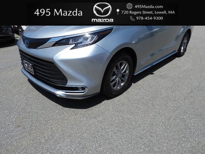 2021 Toyota Sienna XLE 7 Passenger
