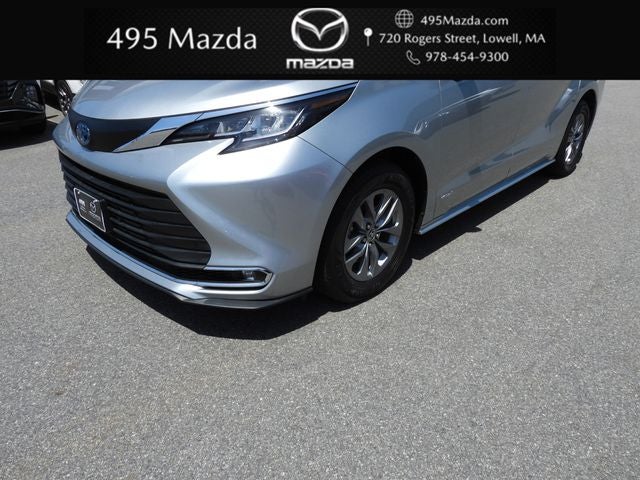 2021 Toyota Sienna XLE 7 Passenger