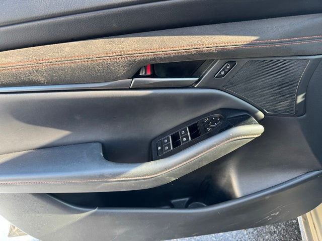 2024 Mazda Mazda3 2.5 Carbon Turbo