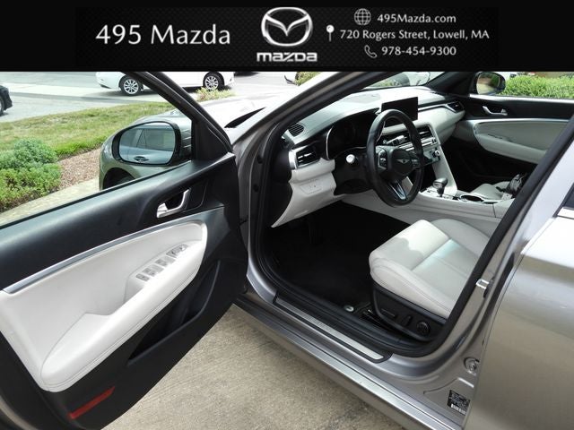 2025 Genesis G70 2.5T