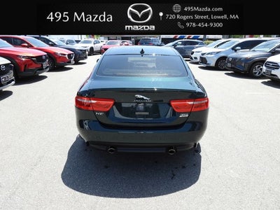 2017 Jaguar XE 35t R-Sport