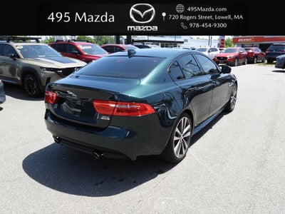 2017 Jaguar XE 35t R-Sport